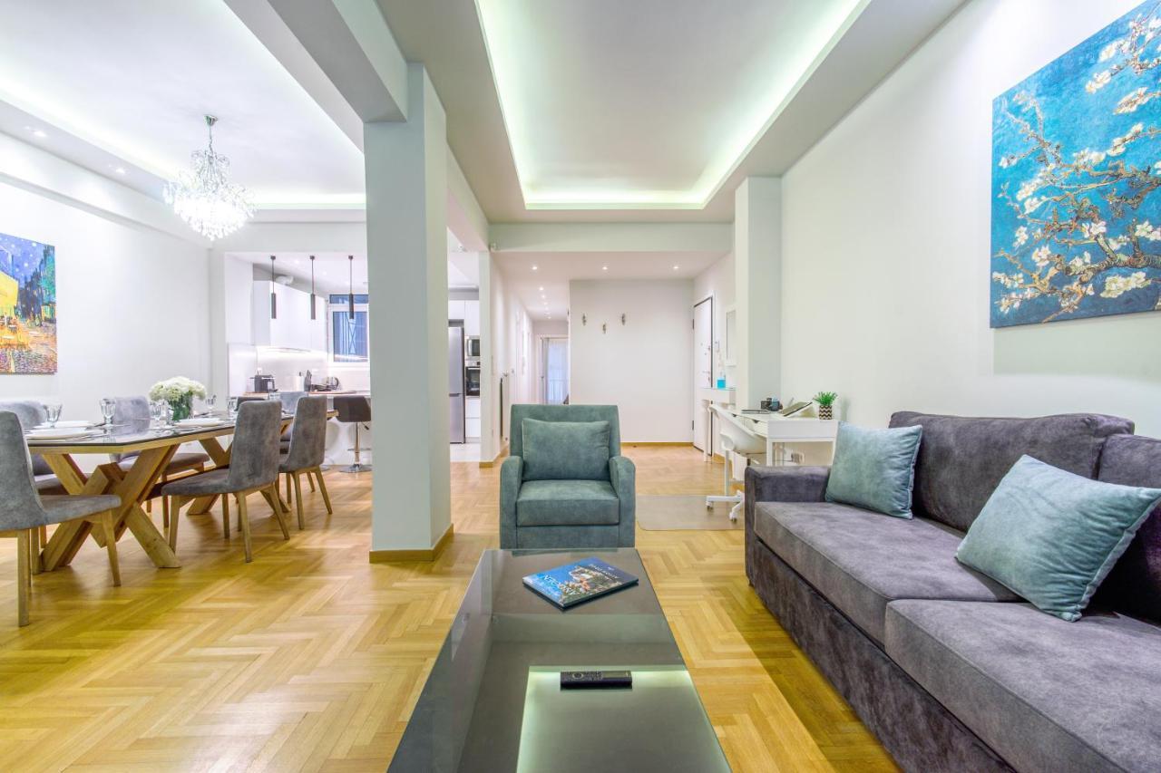 Urban Luxury On A Quiet Street In The Center Of Athens Apartment Exterior photo